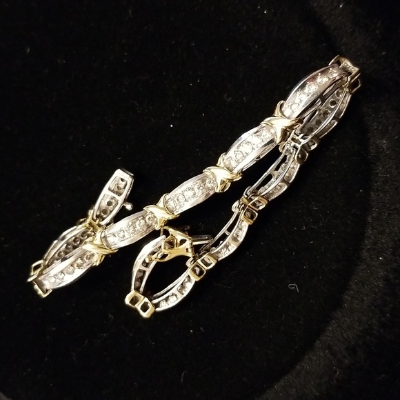 Jewelry - 10k white & yellow gold natural Diamond Tennis brycelet